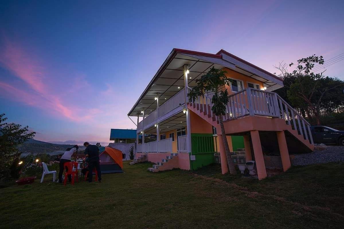 Hotel Khaokho Punsukphumok à Khao Kho Chambre photo